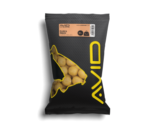 Boili za krapolov AVID CARP Plum & Peach Boilies 20mm 1 kg